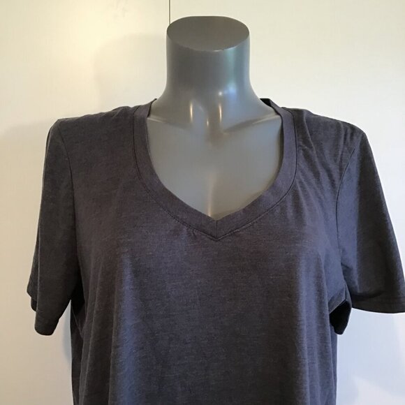 Tentree Treeblend V-Neck T-Shirt Size XL - Picture 2 of 10